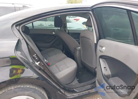 2017 Kia Forte Lx z USA, uszkodzony, nr VIN 3KPFK4A7XHE130815